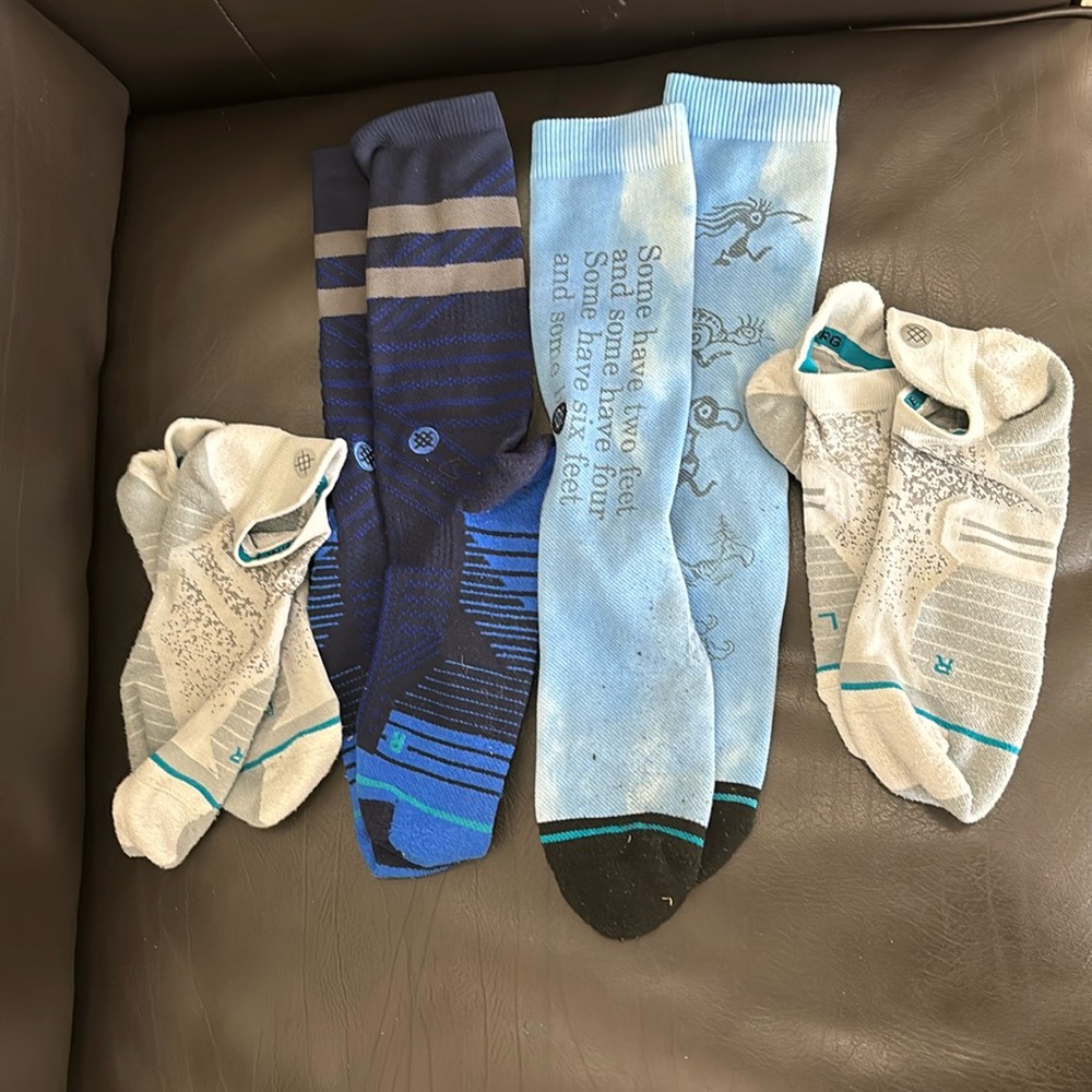Stance socks. 2 pair ankle socks, 2 blue pairs. Large.